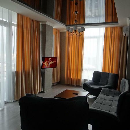 Apartment Abuseridze 5A Батумі Екстер'єр фото