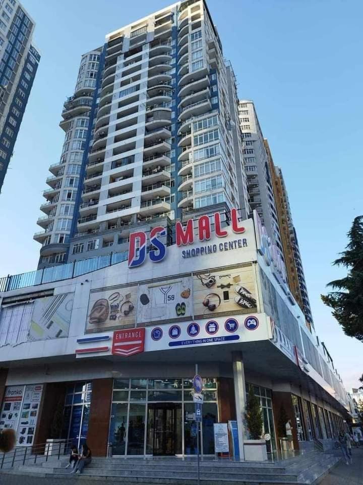 Apartment Abuseridze 5A Батумі Екстер'єр фото