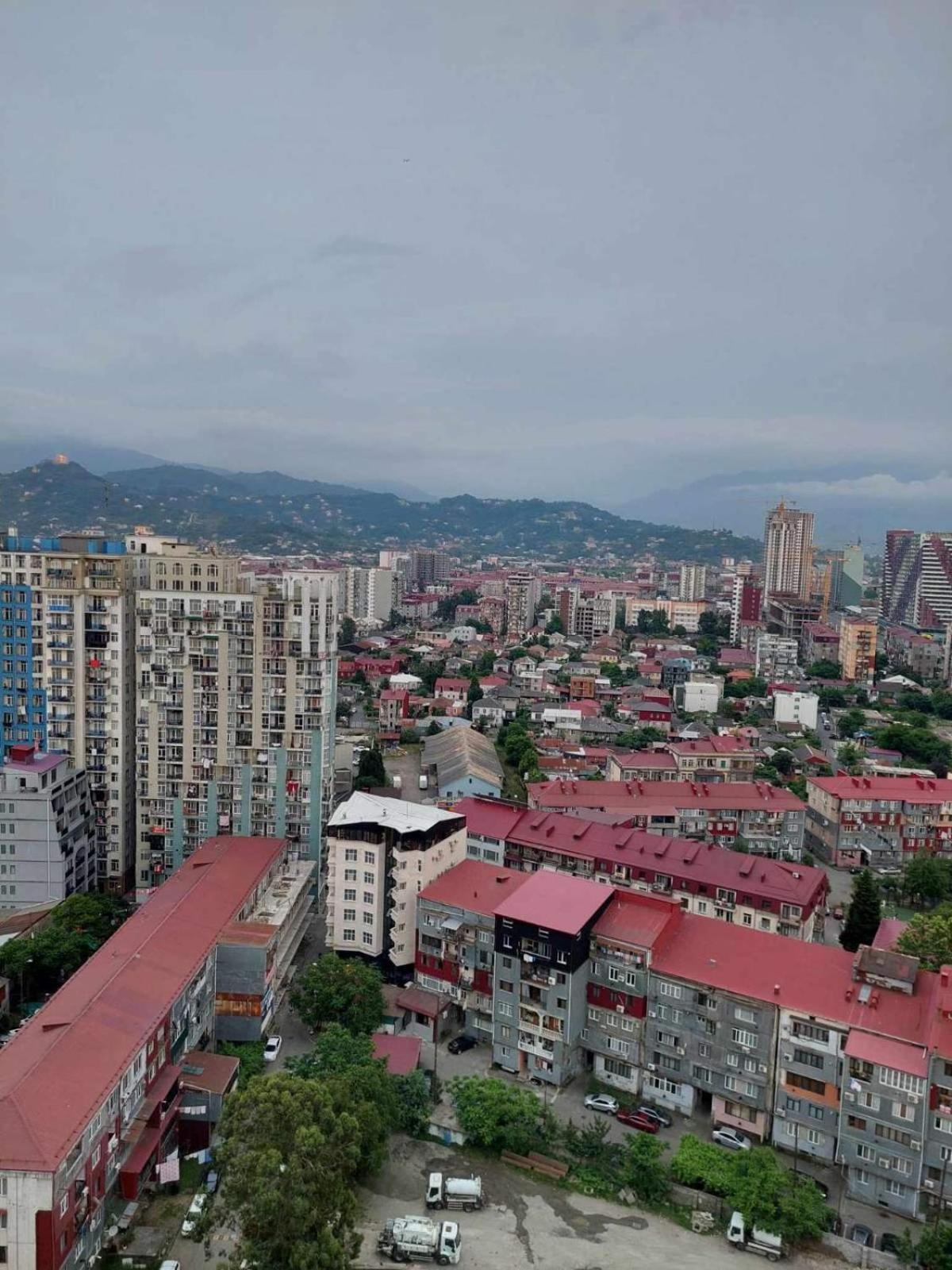 Apartment Abuseridze 5A Батумі Екстер'єр фото