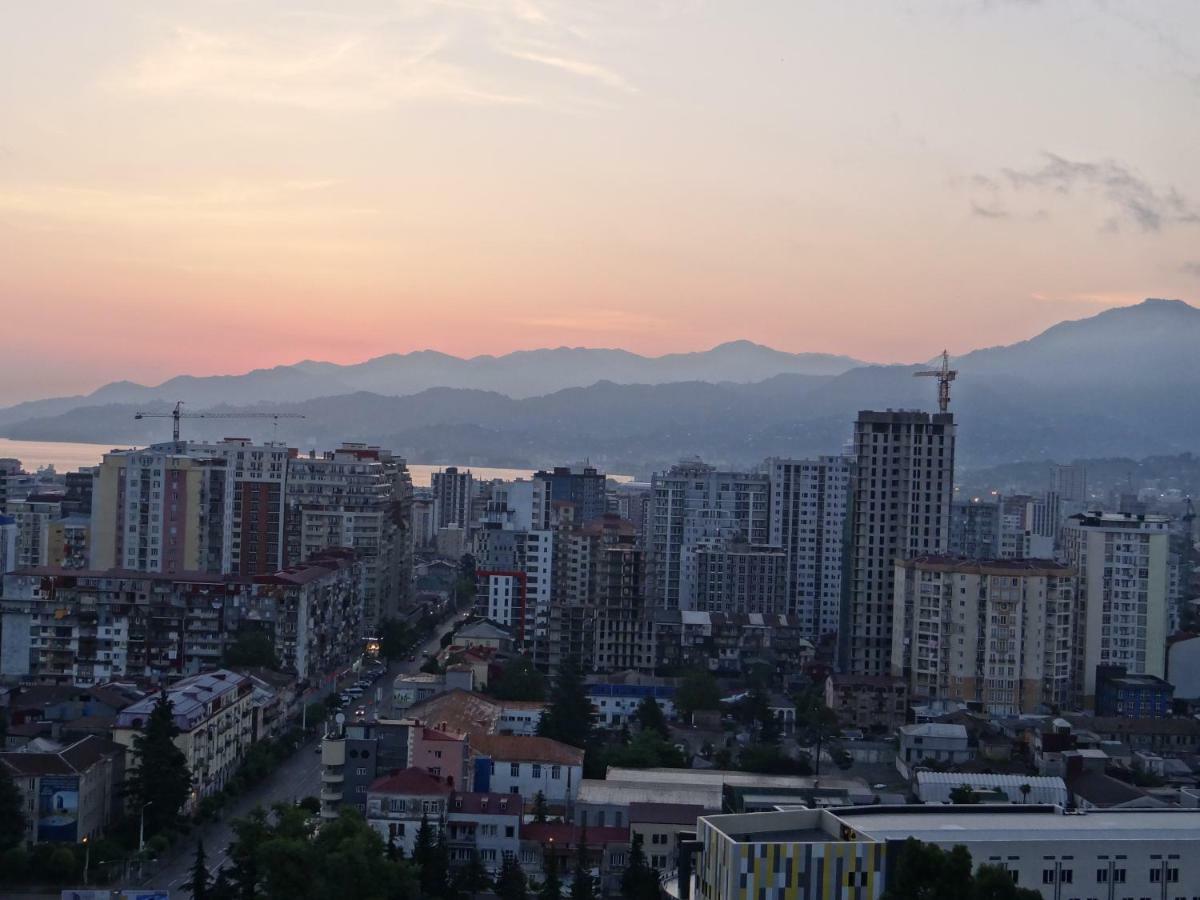 Apartment Abuseridze 5A Батумі Екстер'єр фото