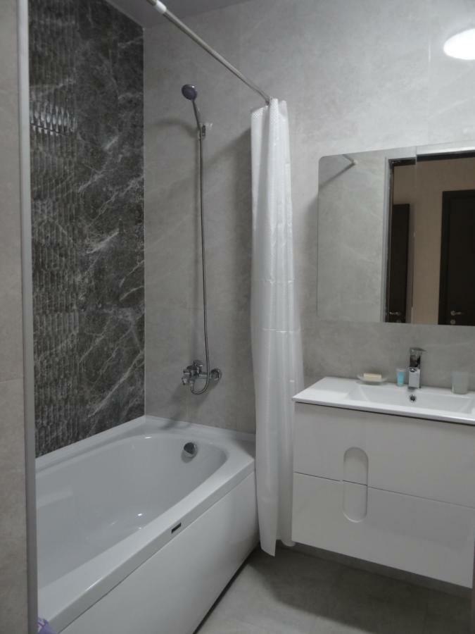 Apartment Abuseridze 5A Батумі Екстер'єр фото